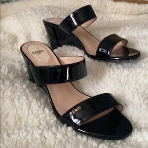 NWOT Fendi Patent Leather Platform Sandal Slides!